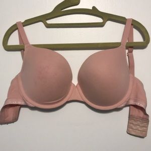 Victoria’s Secret (VS) bra